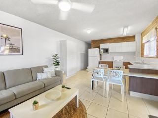 Cotton Tree Ground Floor Apartment - Maroochydore - 2