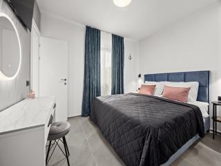 Villa in tinjan near Hidrobaza Beach - 6