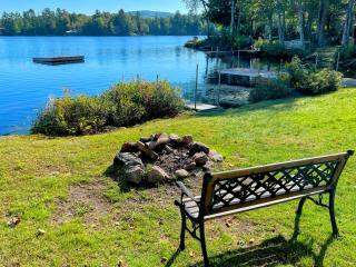 91WR Lake vibes and views at this waterfront home in the White Mountains - Bethlehem - 1