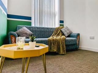 South Pier Apartment - Blackpool - 0
