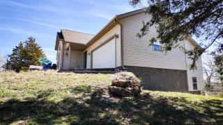 5b 3b Beautiful Home at Lake of the Ozark at Camdenton - Camdenton - 4