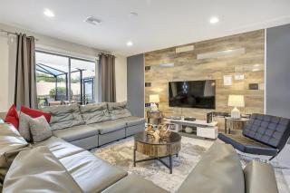 2440-5-TD-Perfect villa at Windsor - 9