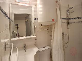 Studio rénové avec balcon, proche des Thermes de Lamalou, animaux acceptés, parking gratuit. - FR-1-451-131 - Lamalou-les-Bains - 2