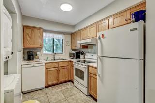 Wooded Views Seclude Condo - Fernandina Beach - 1