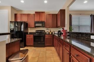 371-6-LD-Pet friendly home with game room - 5