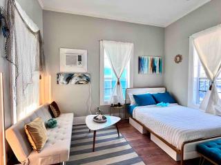 Walkable Historic District Studio Near Strand, Cruise Terminals & UTMB - Historic East End - Galveston - 9