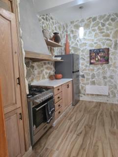1 Min walk to the beach 2 Bed AC Free parking - 3