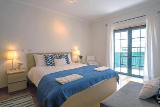 Studio Für 5 PersonenUnd 1 Kind In Carcavelos, Região De Lisboa Costa Do Estoril - 0