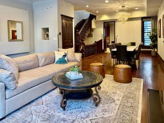 Spectacular Gilded Age 6 Bedroom Gold Coast Mansion with Deck - Chicago - 5