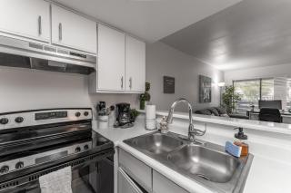 Mesa Riverview 1 BR with King Bed and Gated Patio - Mesa - 6