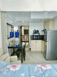 Prime Studio Unit at Robinson Magnolia 5 mins Walk to Mall-Netflix-KTV-WiFi - Manila - 2
