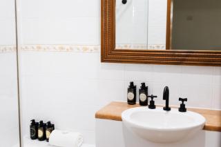 Hibiscus Five - A Balinese vibe! - 1