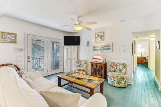 Vintage Home w Fire Pit - Fernandina Beach - 8