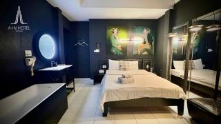 A In Hotel Glamour - Ho Chi Minh - 2