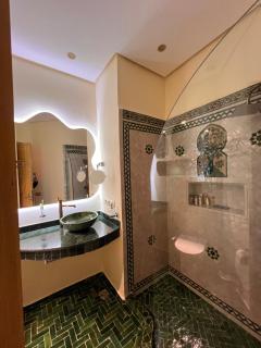 Riad Appart F3 Exceptionnel à Guéliz - À 5 min de la gare - Piscine, Wi-Fi et parking au cœur de Marrakech - Marrakech - 6
