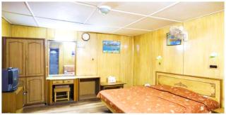 DALHOUSIE HOTEL - S A N G R I - L A - Near John,s Church - Restaurant - Free Wi-fi- Hygiene & Spacious Room - Dalhousie - 8