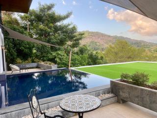 Infinity Pool Apartment at Viewpoint Villas - Strand Nai Harn - 4