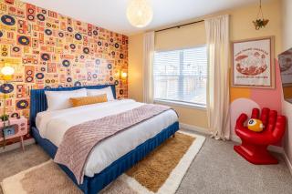 Near Airport, 3BR, Stock Tank Pool, Mini-Golf, Game Rm - 8