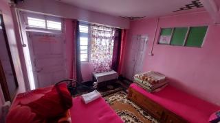 Viraj Kunj Homestay - Darjeeling - 1