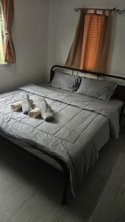 Cozy 1-Bedroom Bungalow with Shared Pool in Rawai - Nai Harn Beach - 1