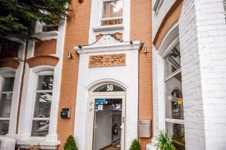 Arinza Hotel, London Ilford - Ilford - 8