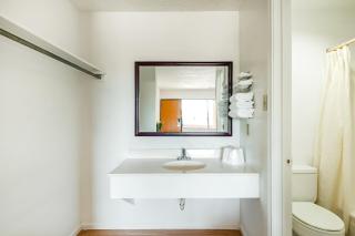 OYO Hotel Groesbeck - Groesbeck - 1