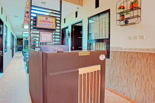 Hotel O Padang City Center Near Pantai Padang Formerly D'Dhave Hotel - Padang - 4
