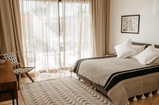 Luxury 5-Suite Villa with Heated Pool, Steam Room & Games - 3