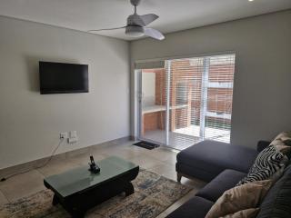 Group House 13 - 1 On York - George - 5