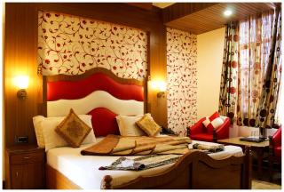 HOTEL PREMIUM SAGRIKA RESORT Near Francis Church BEST HOUSE IN DALHOUSIE - Dalhousie - 8