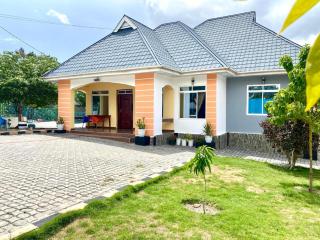 Brian's - Dar es Salaam - 7