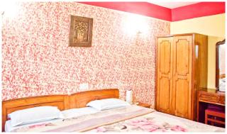 HOTEL PREMIUM SAMBHU Prime LOCATION Best HOTEL IN DARJEELING - Darjeeling - 4