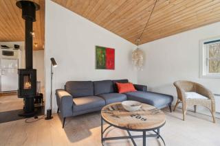 Lovely Holiday Home In Aakirkeby - Vester Sømarken - 8