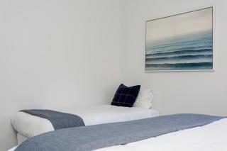 Stunning Views - Spa, Sauna and Lake Views - 1