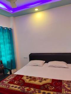 Shri bankey bihari hotel - Haridwār - 1