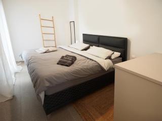The Gallery - Athen - 1
