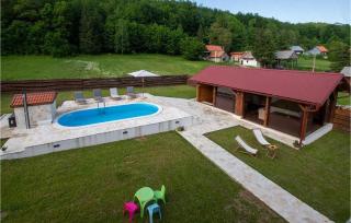 Stunning Home In Gospic - 3