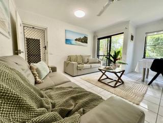 Beach Comber - Port Douglas - 0