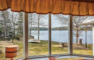 Beautiful Home In Vägla With Wifi - - 1