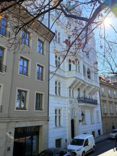 Riverside N22 - Prague - 3