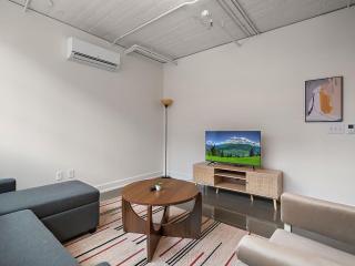 CozySuites NLG with pool bowling alley sauna #34 - Minneapolis - 5