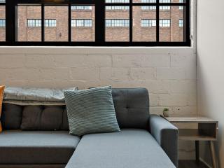 CozySuites NLG - Modern 1BR condo #34 - 7