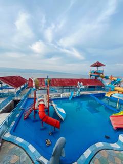 Sejahtera Beach Hotel - Tigaras - 0