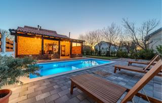 Beautiful Home In Skabrnja - 2