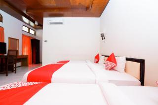 Capital O 1430 Hotel Ratna Syariah - Probolinggo - 1