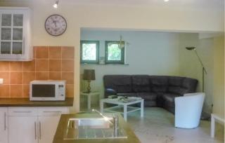 Cozy Home In Bagnols Sur Ceze - 8