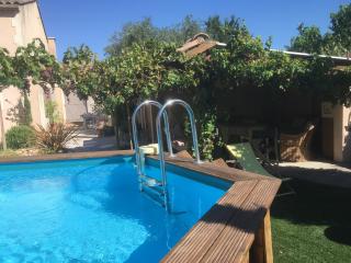 Tramontane chambre salon et piscine - Jonquerettes - 8