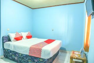OYO 1662 Zury Homestay - Kuta Lombok - 0