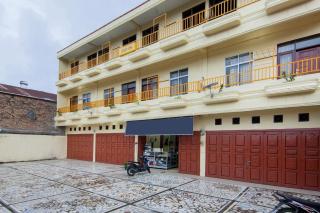 SPOT ON 2076 Hotel Stadion - 9