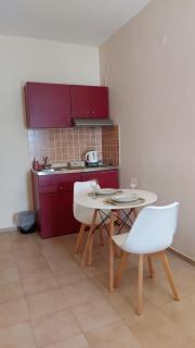Sea Breeze Apartments - 3